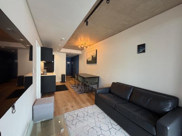 2 Bedroom Property for Sale in Sea Point Western Cape